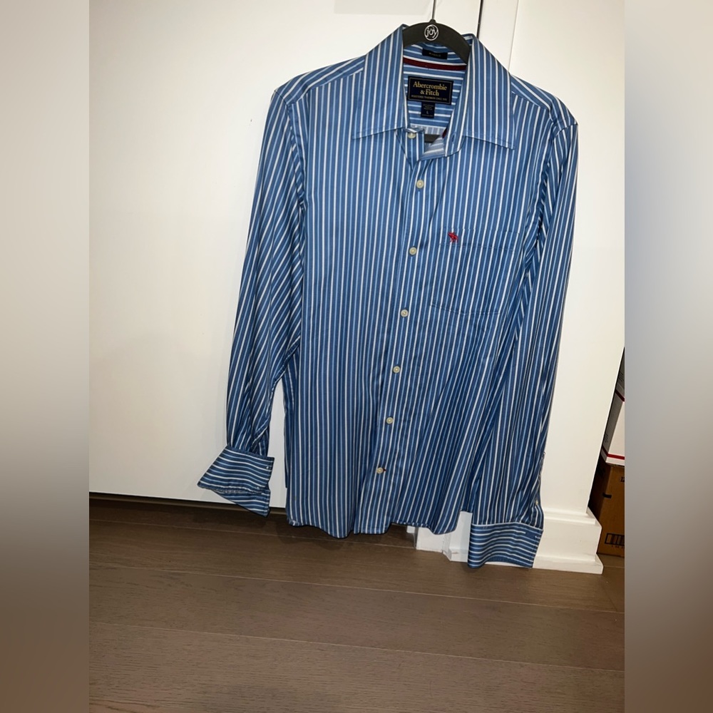 Abercrombie & Fitch button down shirt